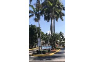 5733 NW 101st Ct, Doral, FL 33178, Sold 04/03/17