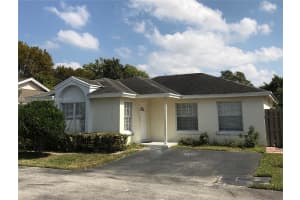 5733 NW 101st Ct, Doral, FL 33178, Sold 04/03/17