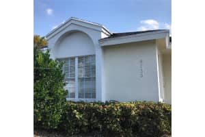 5733 NW 101st Ct, Doral, FL 33178, Sold 04/03/17