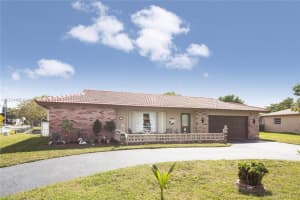 9504 NW 66th St, Tamarac, FL 33321, Sold 05/26/17