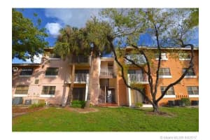 7180 NW 179th St, Hialeah, FL 33015, Sold 05/04/17