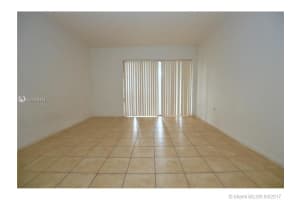 7180 NW 179th St, Hialeah, FL 33015, Sold 05/04/17