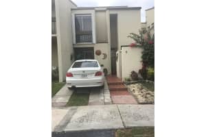 9171 Fontainebleau Blvd, Miami, FL 33172, Sold 04/28/17