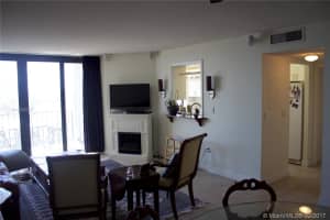 322 Buchanan St, Hollywood, FL 33019, Sold 02/21/18