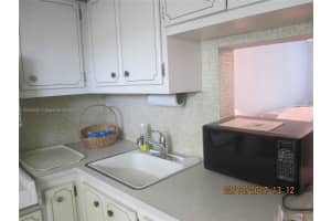2825 NE 201st Terrace APT M215, Aventura, FL 33180, Sold 06/26/17