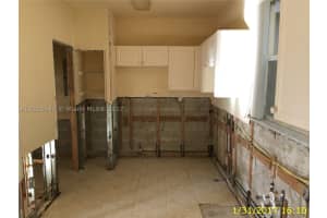 171 SE 7th Rd, Homestead, FL 33030, Sold 04/21/17