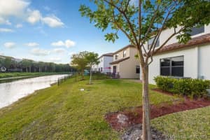 9136 SW 36th Manor, Miramar, FL 33025, Sold 04/28/17