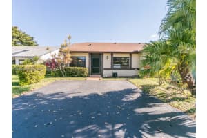 8010 NW 100th Dr, Tamarac, FL 33321, Sold 05/19/17