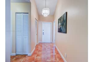 8010 NW 100th Dr, Tamarac, FL 33321, Sold 05/19/17