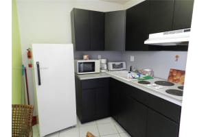 710 Washington Ave, Miami Beach, FL 33139, Sold 04/23/17