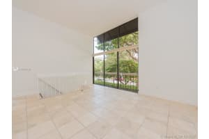125 E Enid Dr, Key Biscayne, FL 33149, Sold 04/17/17