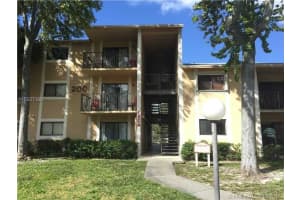 200 Palm Cir W, Pembroke Pines, FL 33025, Sold 09/01/17