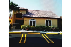8615 NW 189th Ln, Miami Gardens, FL 33015, Sold 04/04/17