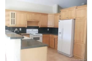 711 SE 12th Ter, Homestead, FL 33033, Sold 04/18/17