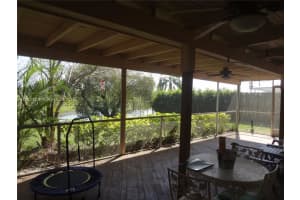 2704 SW 81st Terrace, Davie, FL 33328, Sold 05/31/17