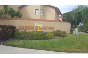 11291 SW 11 St, Pembroke Pines, FL 33025, Sold 05/26/17