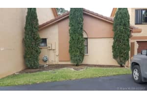 11291 SW 11 St, Pembroke Pines, FL 33025, Sold 05/26/17