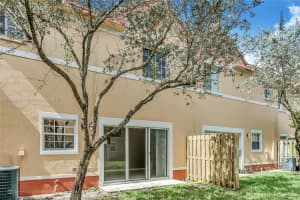 2321 SW 87th Way, Miramar, FL 33025, Sold 04/12/17