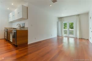 642 Michigan Ave, Miami Beach, FL 33139, Sold 08/11/17