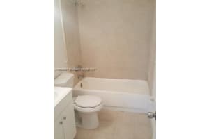 15221 NE 6th Ave APT A110, Miami, FL 33162, Sold 05/15/17