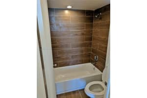 1300 NE Miami Gardens Dr #917e, Miami, FL 33179, Sold 04/14/17