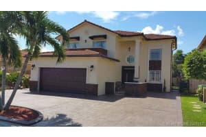 7974 NW 186th Terrace, Hialeah, FL 33015, Sold 05/31/17