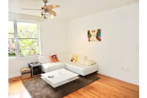 900 Jefferson Ave, Miami Beach, FL 33139, Sold 05/19/17