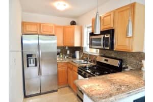 900 Jefferson Ave, Miami Beach, FL 33139, Sold 05/19/17