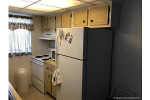 9321 SW 4th St #224c, Miami, FL 33174, Sold 09/28/17