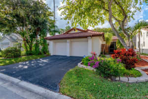 2117 Montpeliar, Weston, FL 33326, Sold 04/14/17