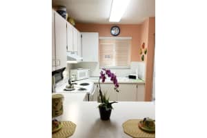 7905 W 30th Ct, Hialeah, FL 33018, Sold 04/10/17