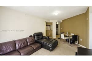 102 SW 6th Ave, Miami, FL 33130, Sold 04/07/17