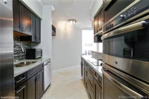 4775 Collins Ave, Miami Beach, FL 33140, Sold 12/20/17