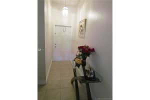 6766 NW 186th Ln, Hialeah, FL 33015, Sold 05/19/17