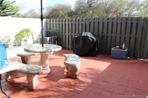 10520 SW 75th Ln, Miami, FL 33173, Sold 04/28/17