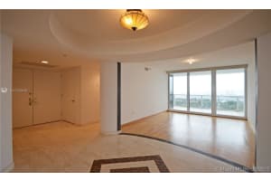 19333 Collins Ave, Sunny Isles Beach, FL 33160, Sold 06/30/17