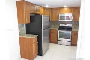 11431 NW 10th St, Pembroke Pines, FL 33026, Sold 03/27/17