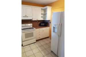 8233 Harding Ave, Miami Beach, FL 33141, Sold 08/14/17