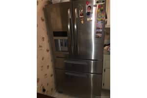 900 NE 195th St, Miami, FL 33179, Sold 05/22/17