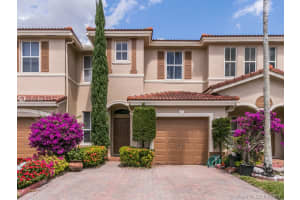 188 Riverwalk Cir, Sunrise, FL 33326, Sold 04/28/17