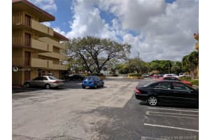 445 NE 195th St, Miami, FL 33179, Sold 05/26/17