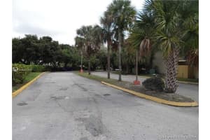 8897 Fontainebleau Blvd, Miami, FL 33172, Sold 08/09/18