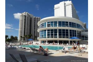 5445 Collins Ave, Miami Beach, FL 33140, Sold 12/20/17