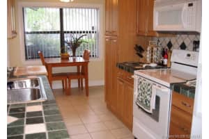 8203 NW 100th Way, Tamarac, FL 33321, Sold 04/21/17