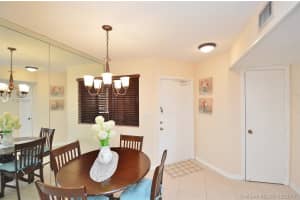 15545 Miami Lakeway N, Miami Lakes, FL 33014, Sold 04/26/17