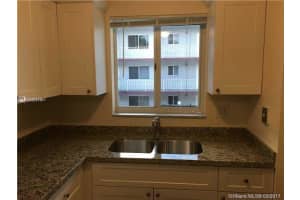 7910 Taft St, Pembroke Pines, FL 33024, Sold 04/28/17