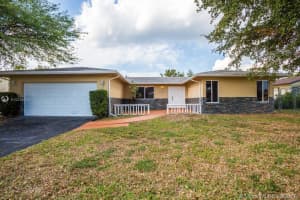 8401 SW 26th Pl, Davie, FL 33328, Sold 06/16/17