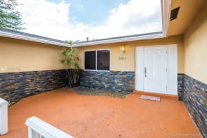 8401 SW 26th Pl, Davie, FL 33328, Sold 06/16/17