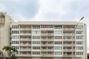 8233 Harding Ave, Miami Beach, FL 33141, Sold 07/26/17