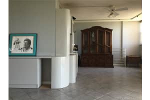 900 NE 195th St, Miami, FL 33179, Sold 06/09/17